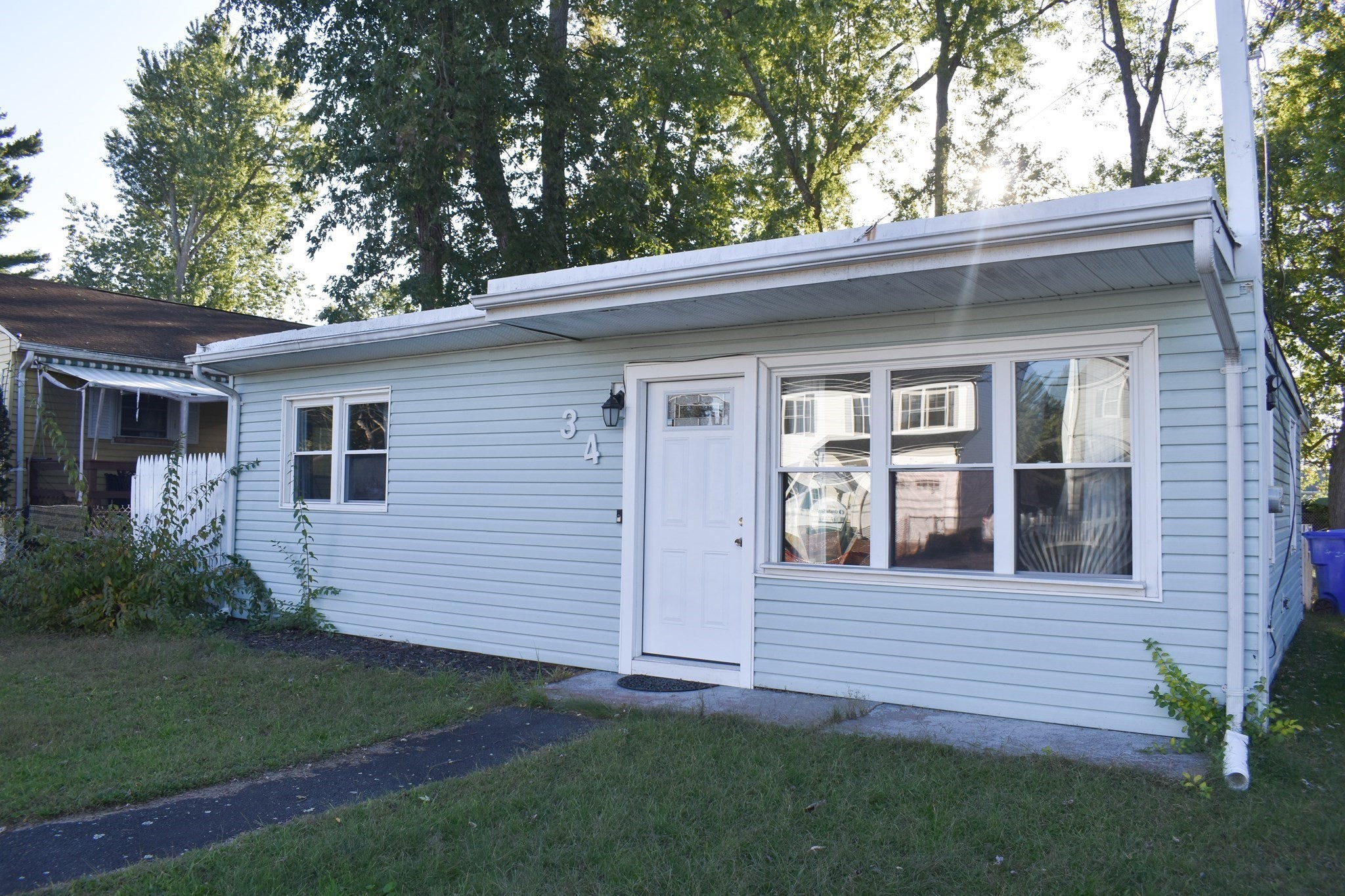 34 Wallace St, Springfield, MA 01119 - Image 4