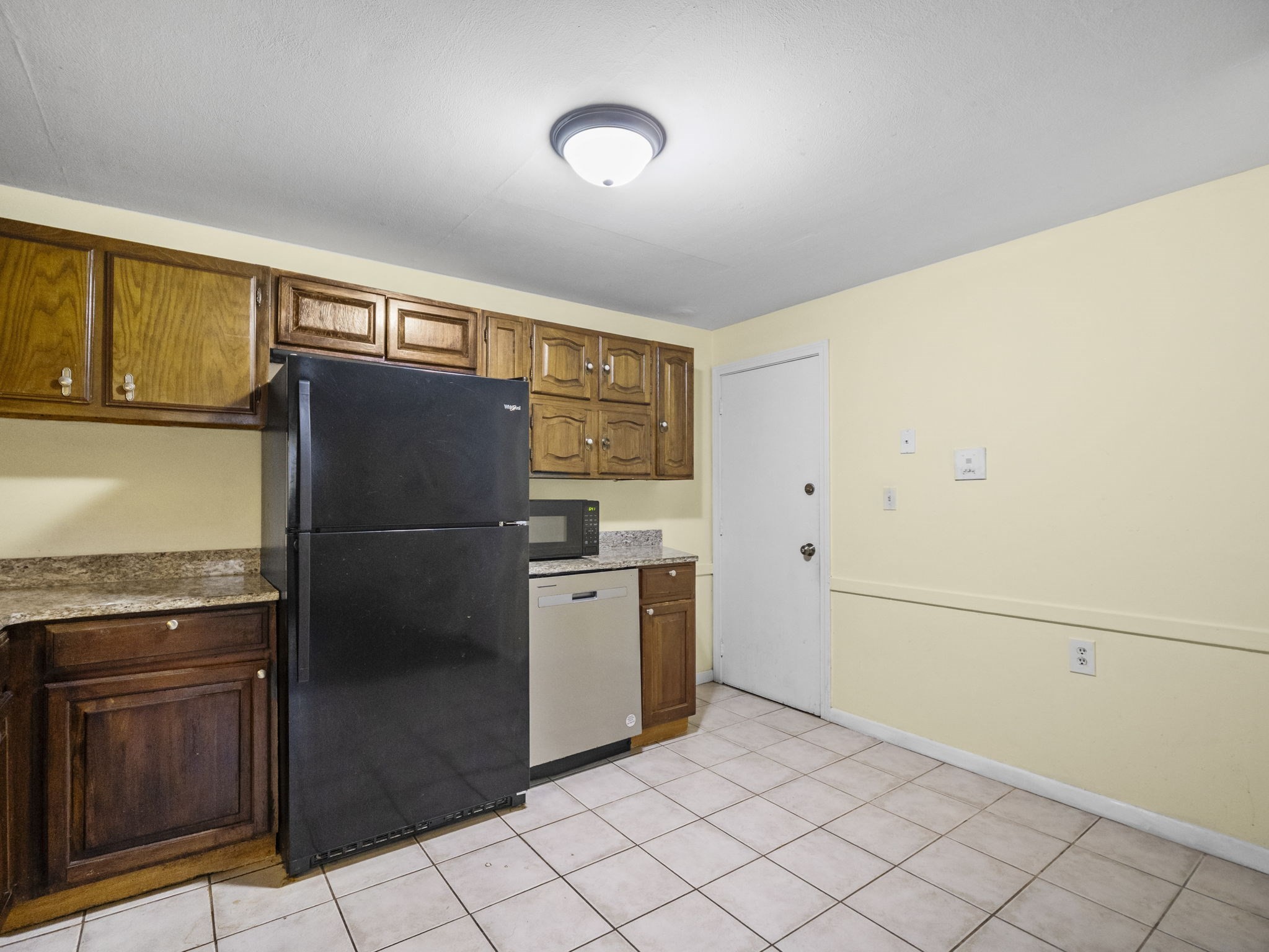 82 Boylston Ln Unit 16, Lowell, MA 01852 - Image 4