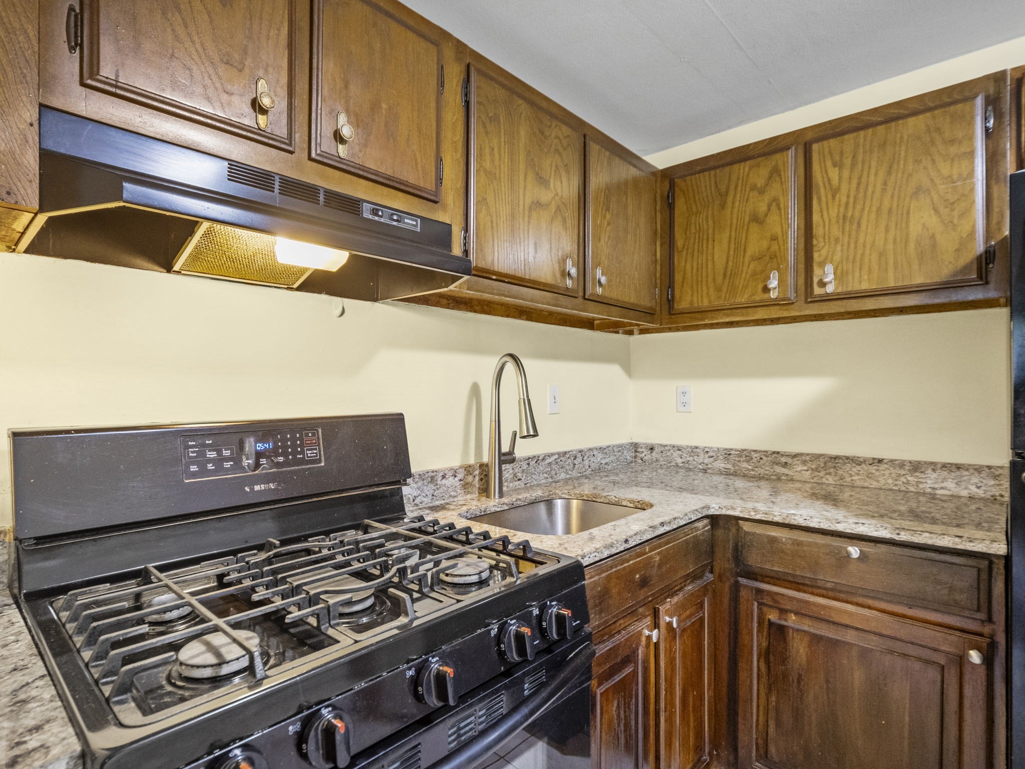 82 Boylston Ln Unit 16, Lowell, MA 01852 - Image 7