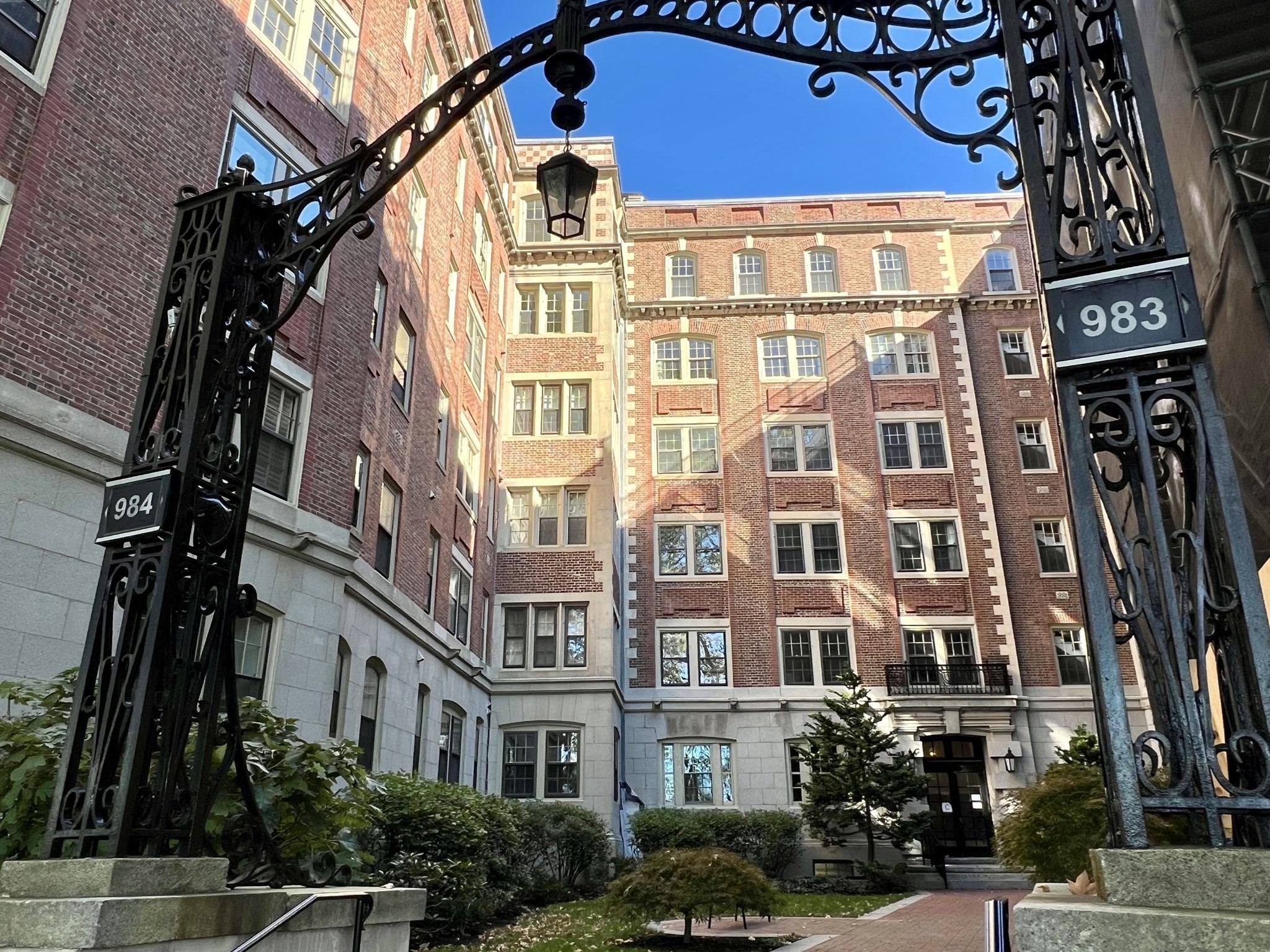 983 Memorial Drive Unit 502, Cambridge, MA 02138