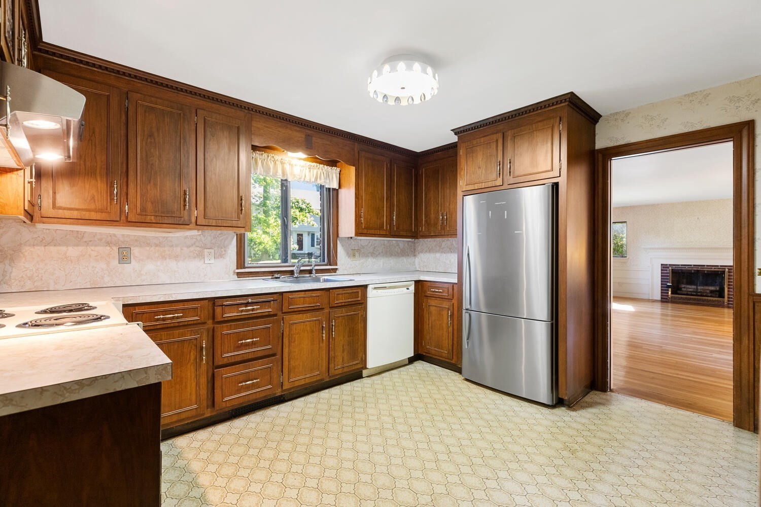 78 Windemere Cir, Braintree, MA 02184 - Image 13