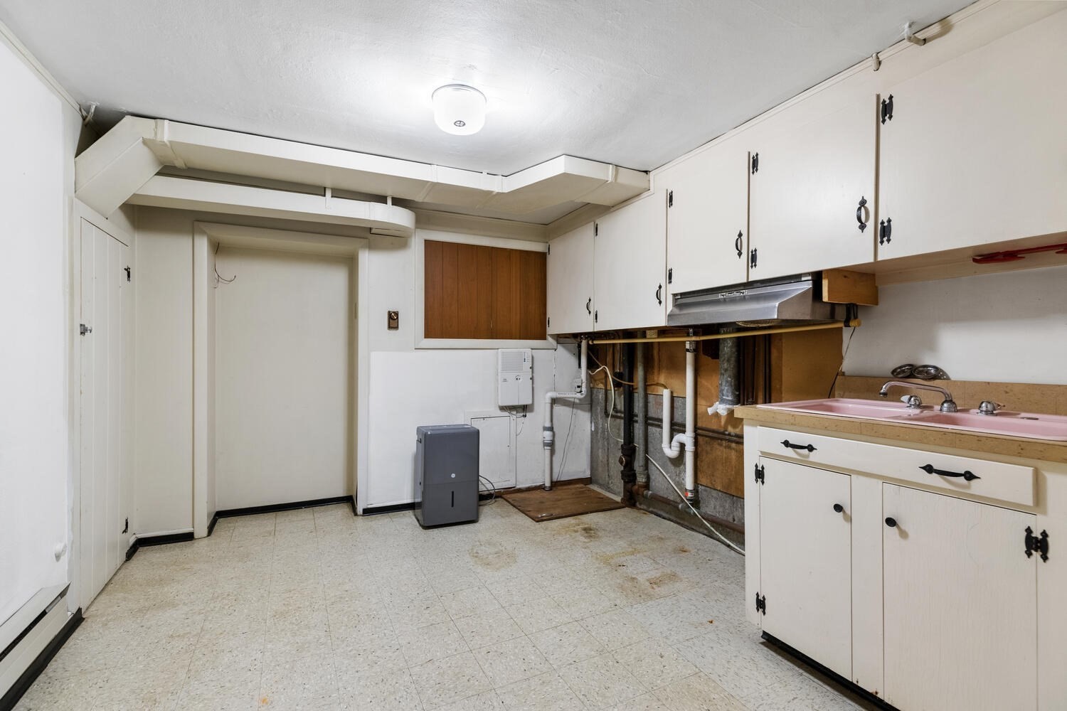 78 Windemere Cir, Braintree, MA 02184 - Image 24