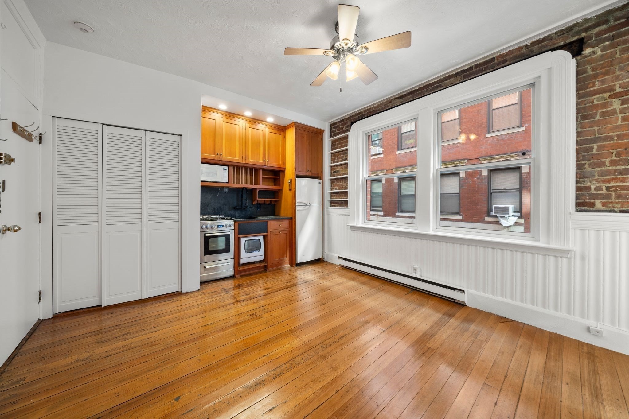 7 Unity St Unit 3, North End, Boston, MA 02113