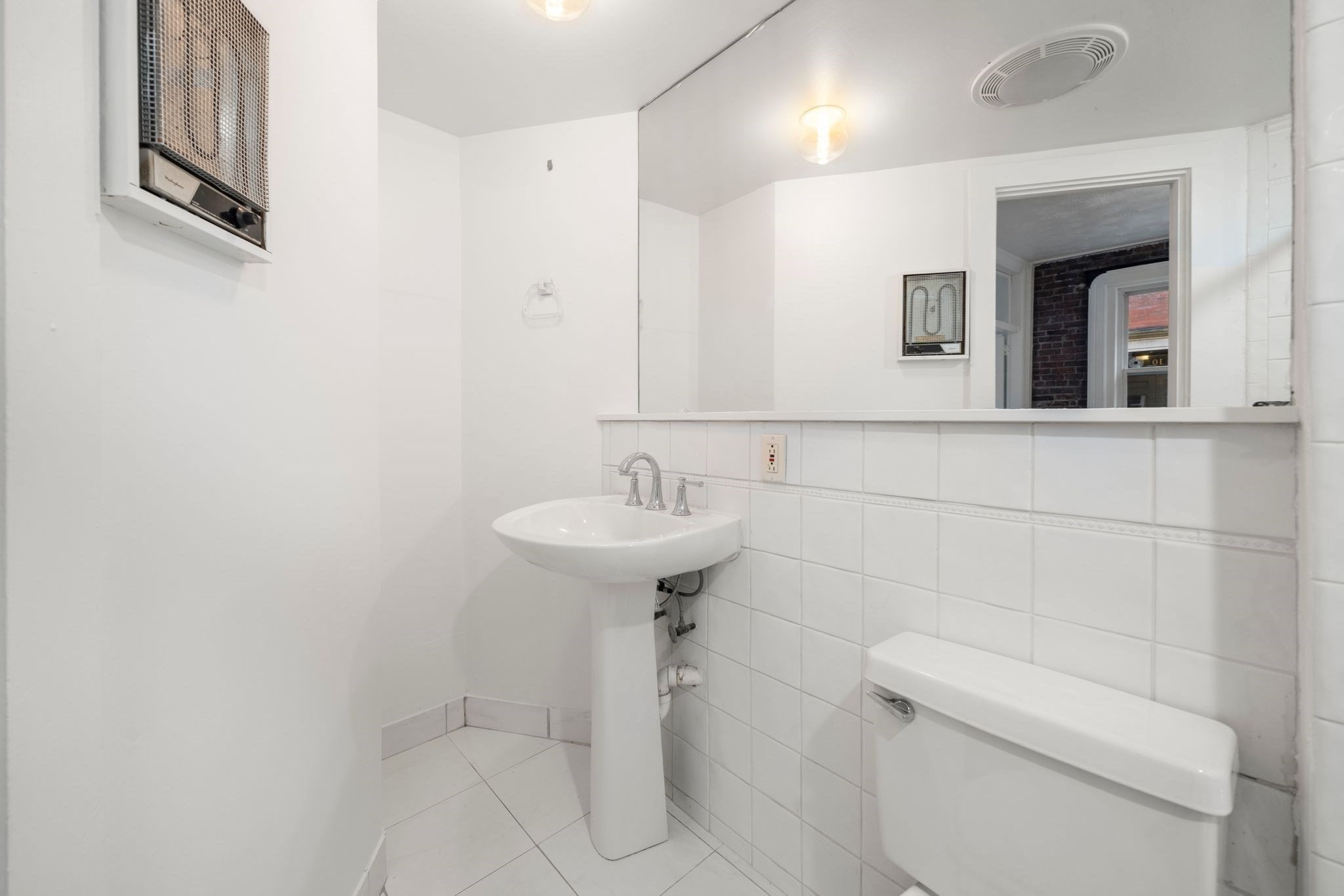 7 Unity St Unit 3, North End, Boston, MA 02113 - Image 23