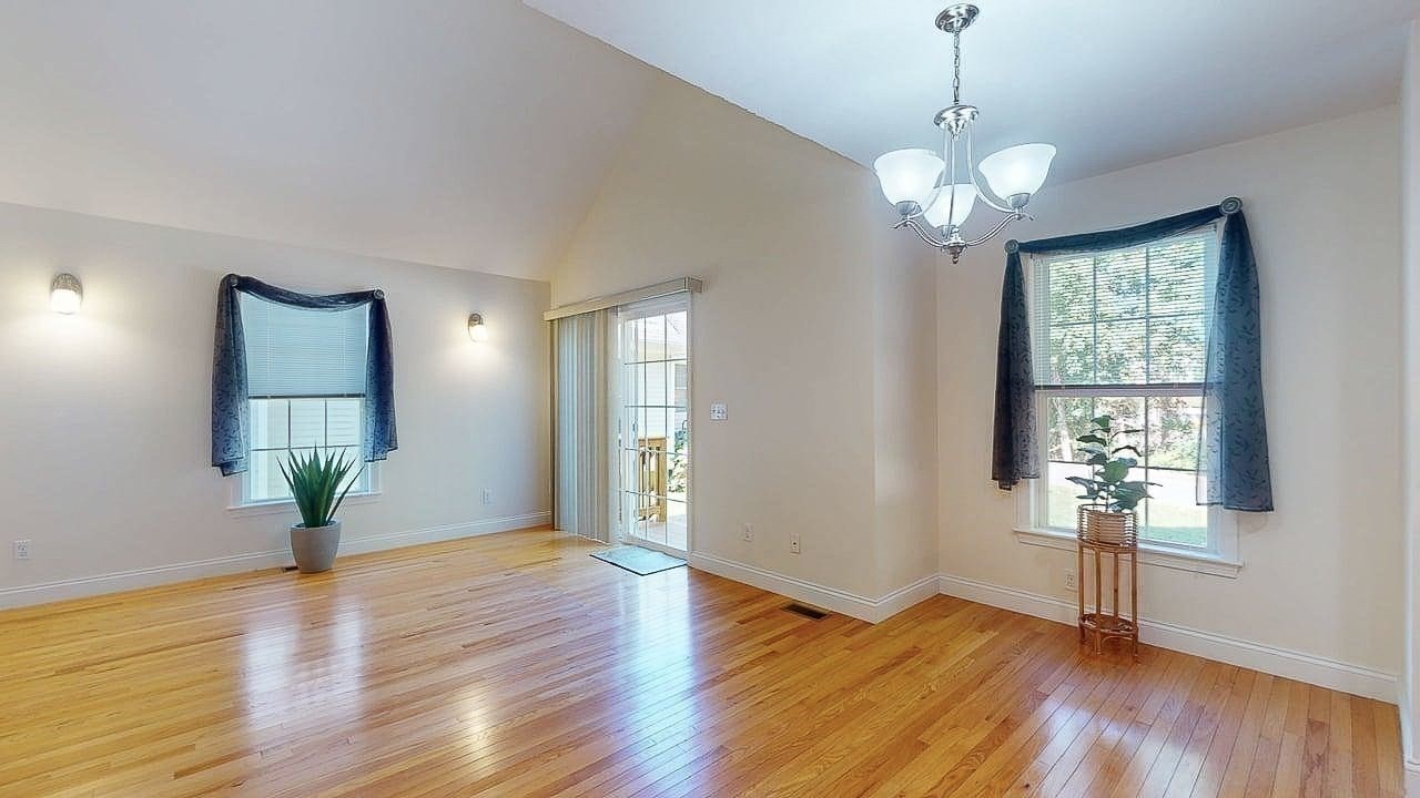 31 Enaya Circle Unit 31, Worcester, MA 01606 - Image 11