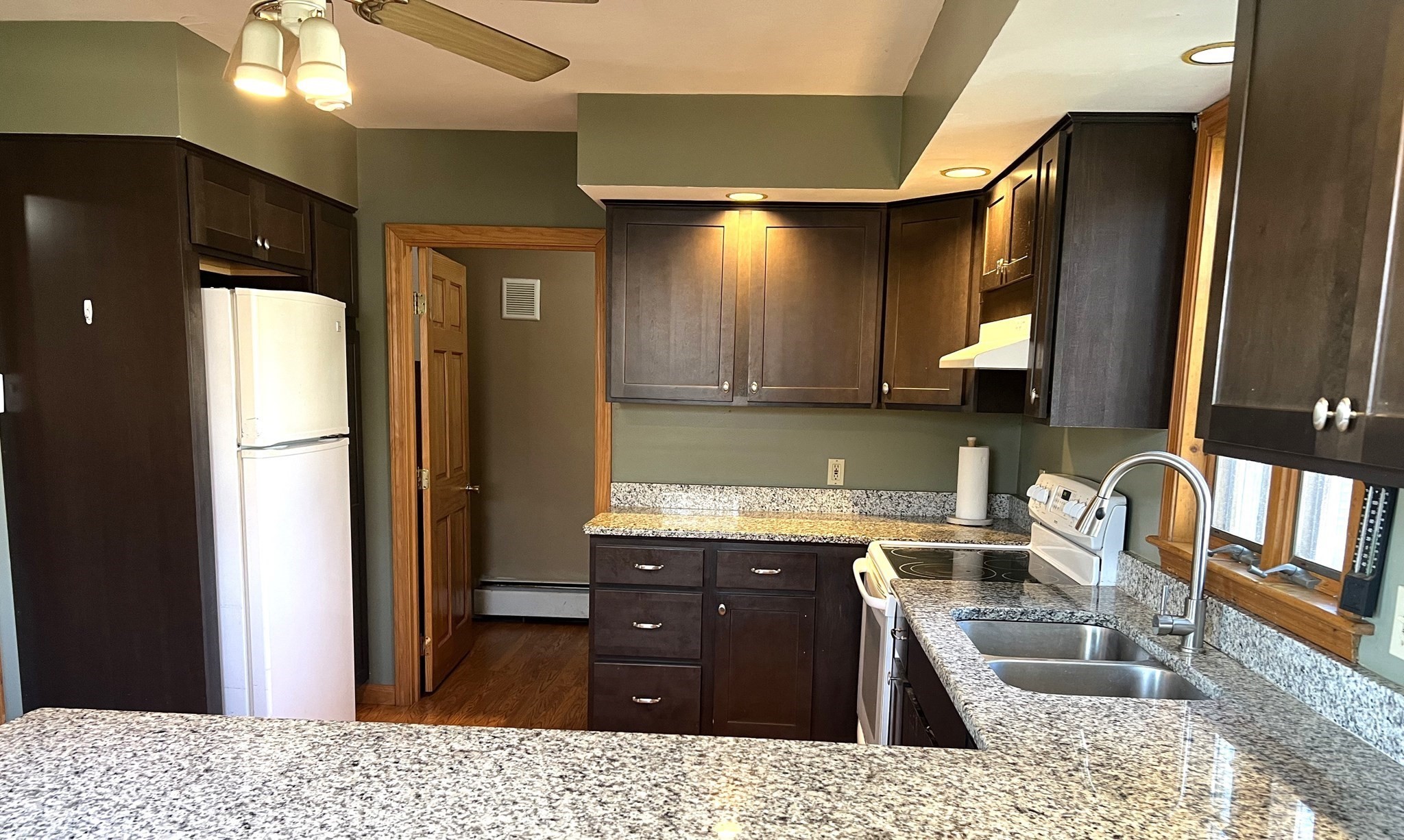 1261 Gar Hwy, Swansea, MA 02777 - Image 12