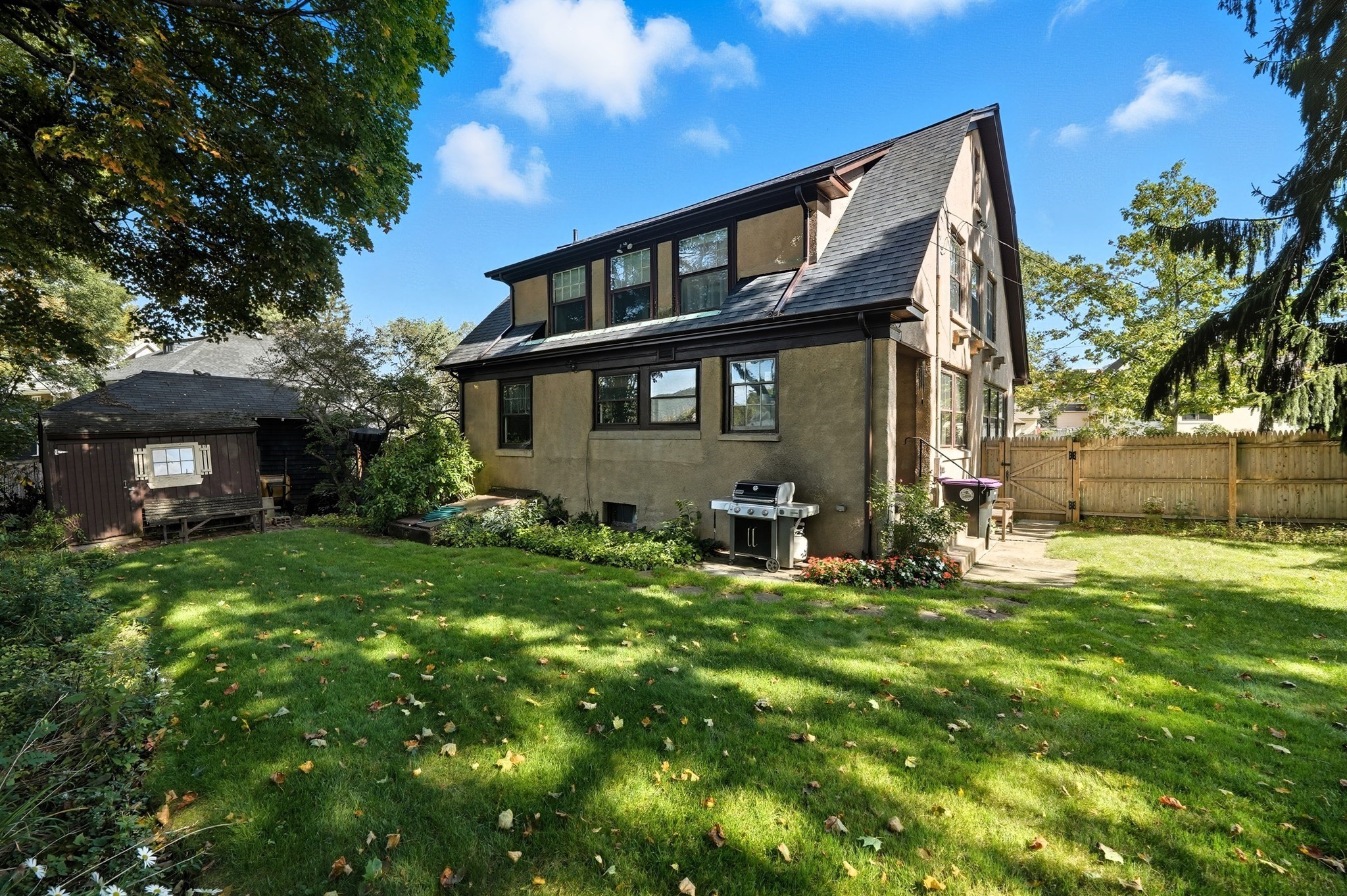 31 Wellesley Rd, Holyoke, MA 01040 - Image 35