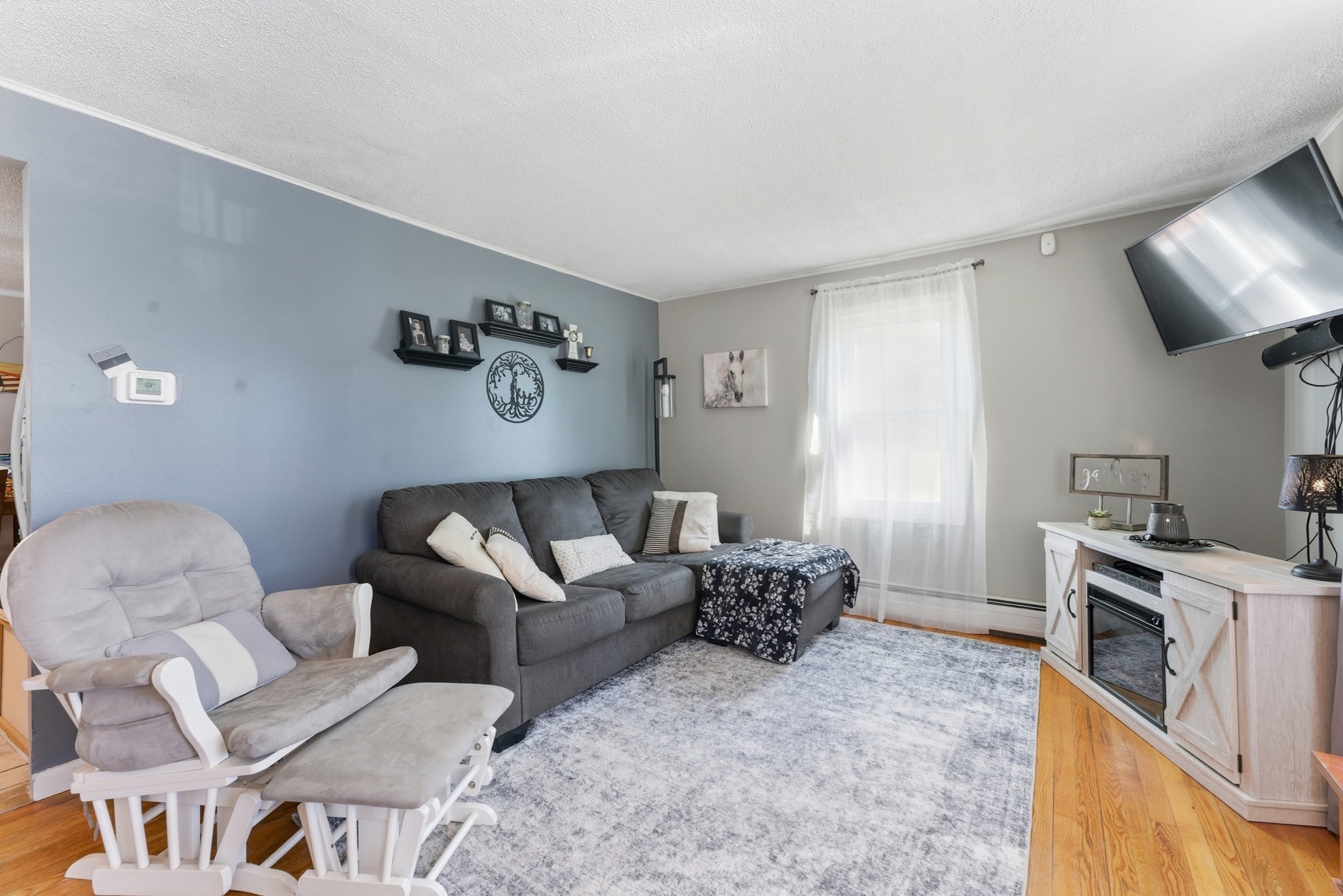 210 Clarendon Avenue, Chicopee, MA 01013 - Image 10