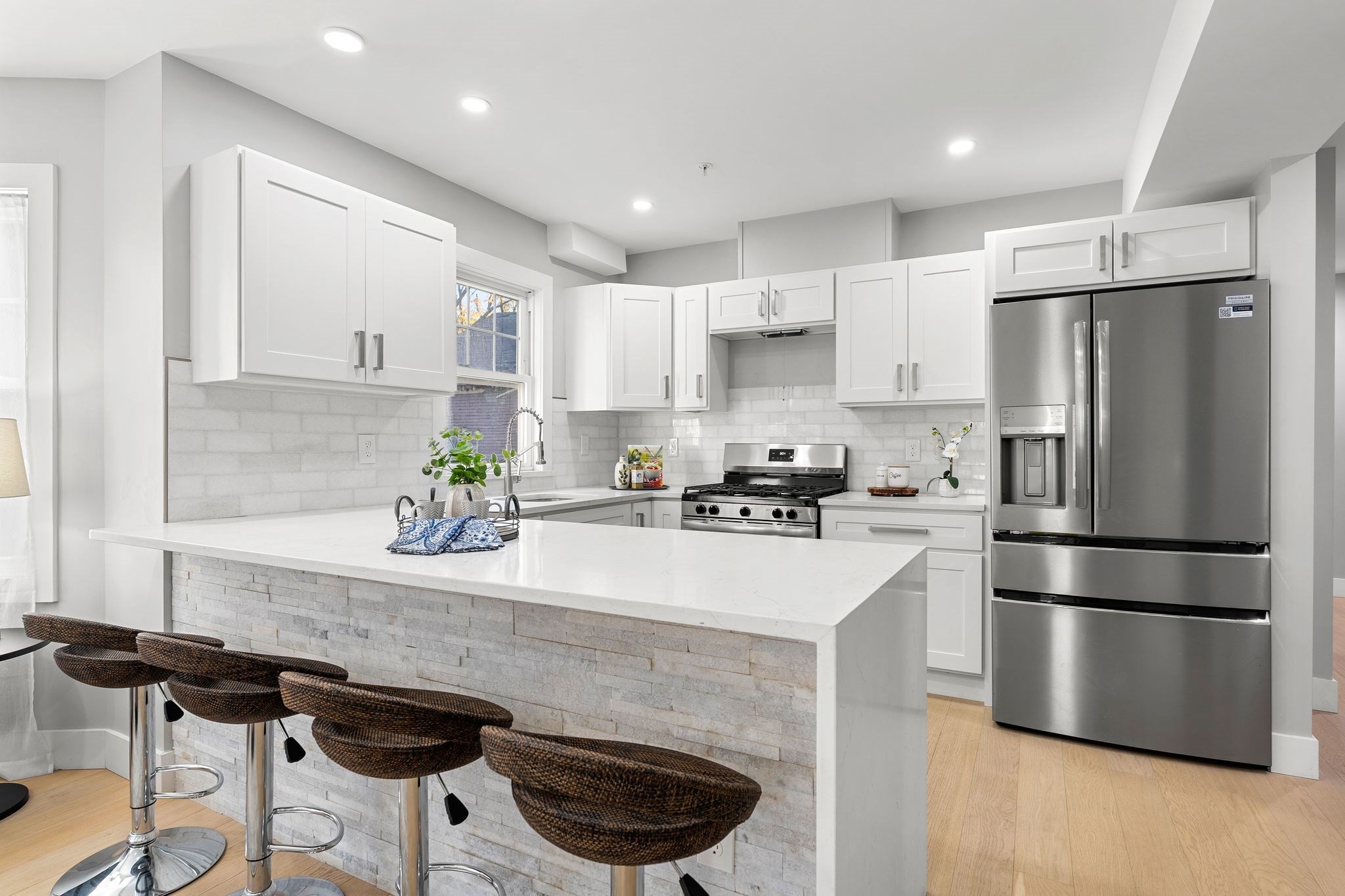 679 Columbia Rd Unit 1, Dorchester, Boston, MA 02125 - Image 8