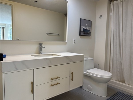 1731 Beacon St, Apt 4