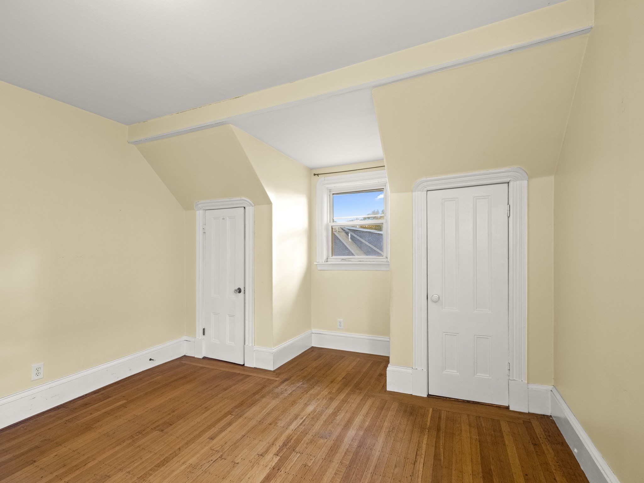 2 Laurel St, Chelsea, MA 02150 - Image 31