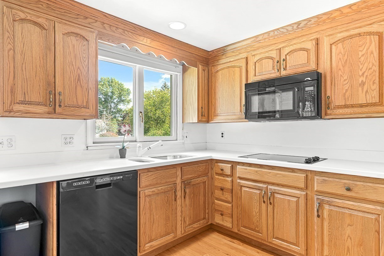 16 Ridge Street, Winchester, MA 01890 - Image 12