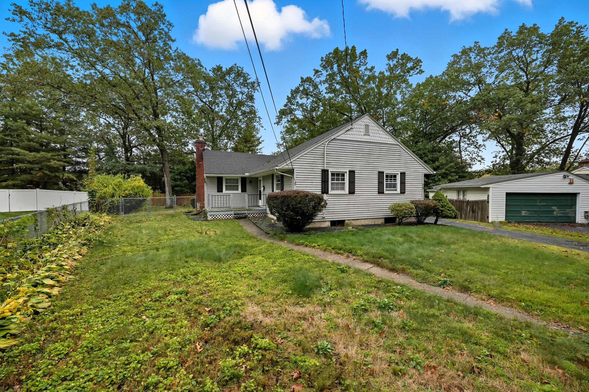 75 Carnavon Cir, Springfield, MA 01109 - Image 2