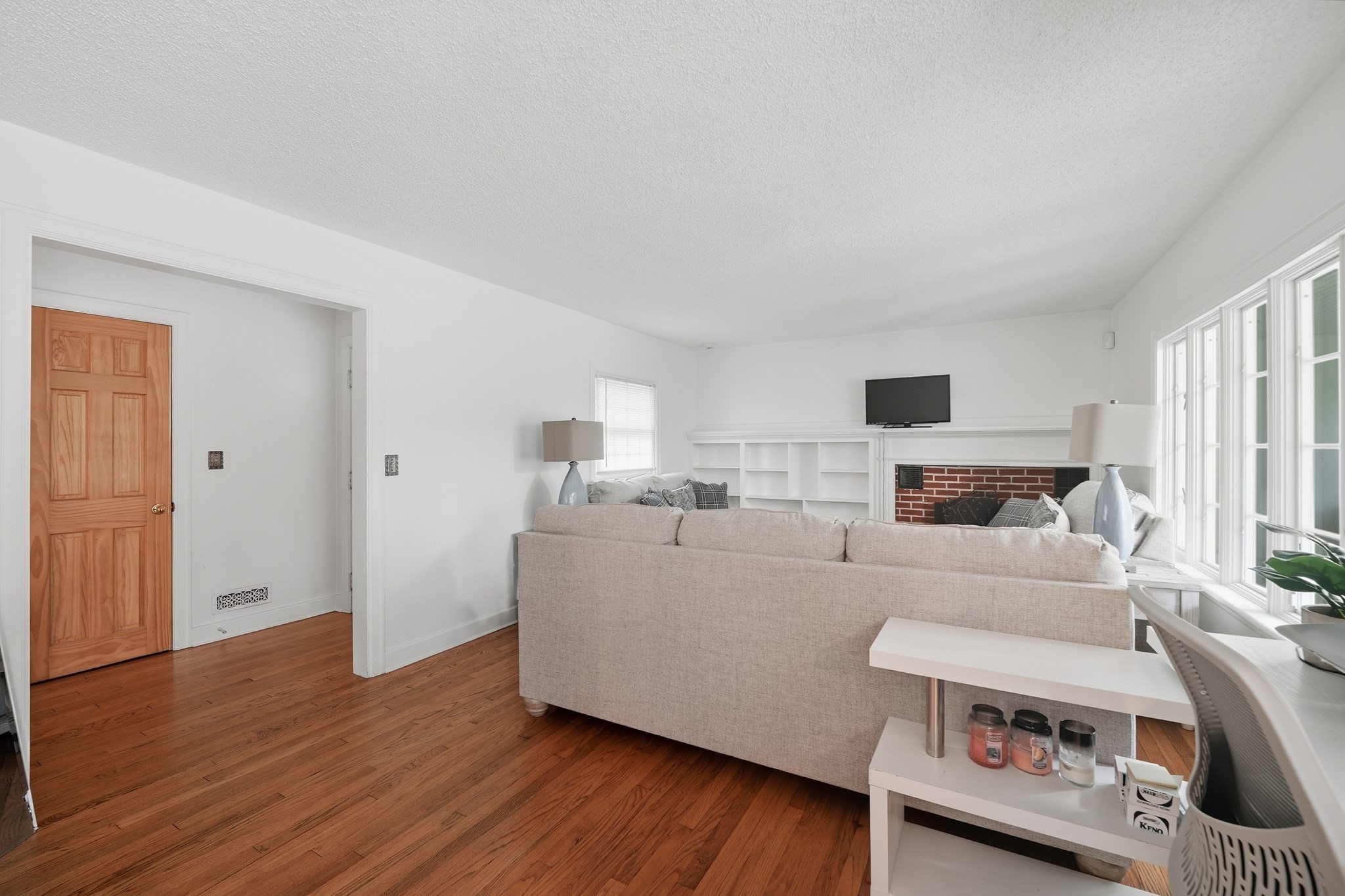 75 Carnavon Cir, Springfield, MA 01109 - Image 11