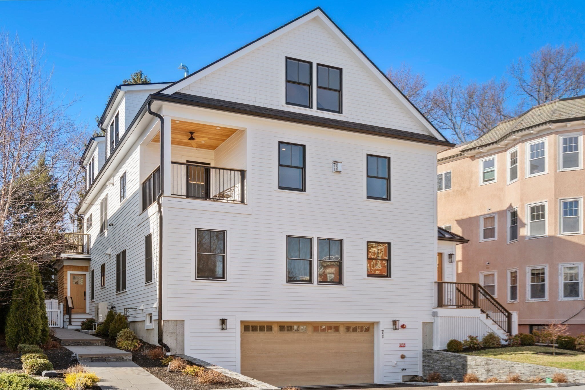 71 Greenough St Unit 71-1, Brookline, MA 02445