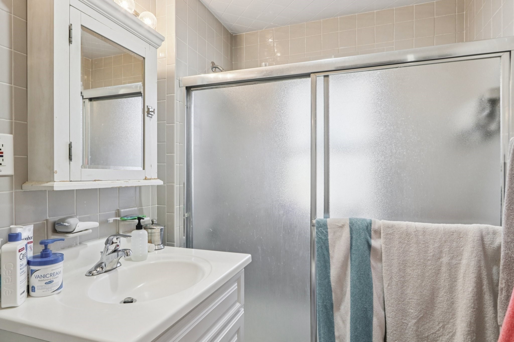 15 Colby St, Medford, MA 02155 - Image 35