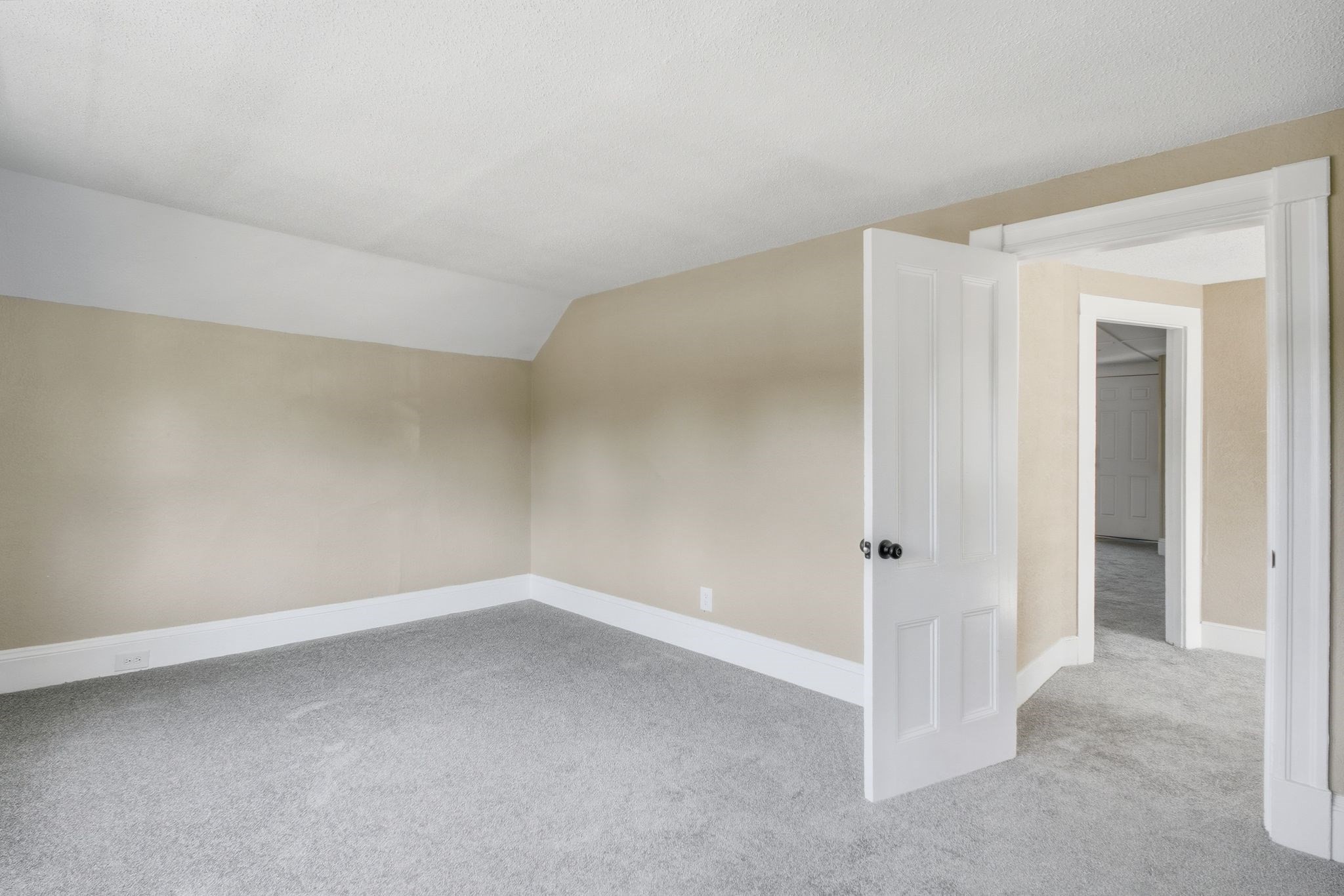 95 Dickinson St, Springfield, MA 01108 - Image 32