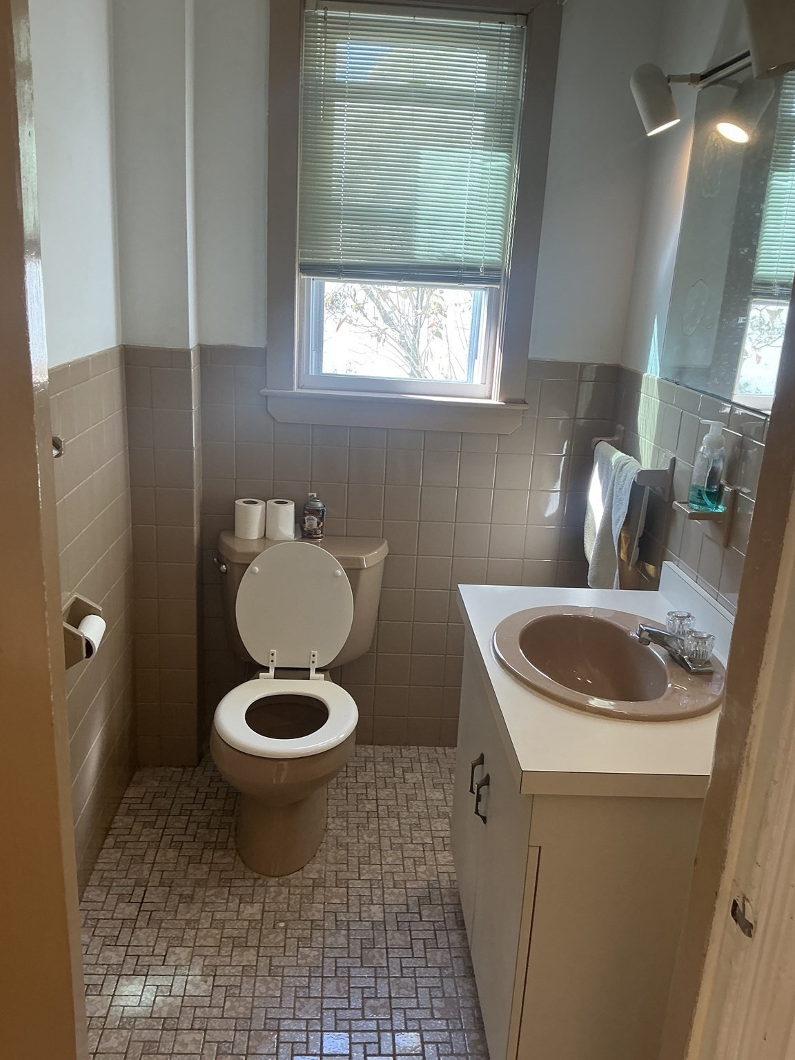 95 Newburg St, Roslindale, Boston, MA 02131 - Image 10