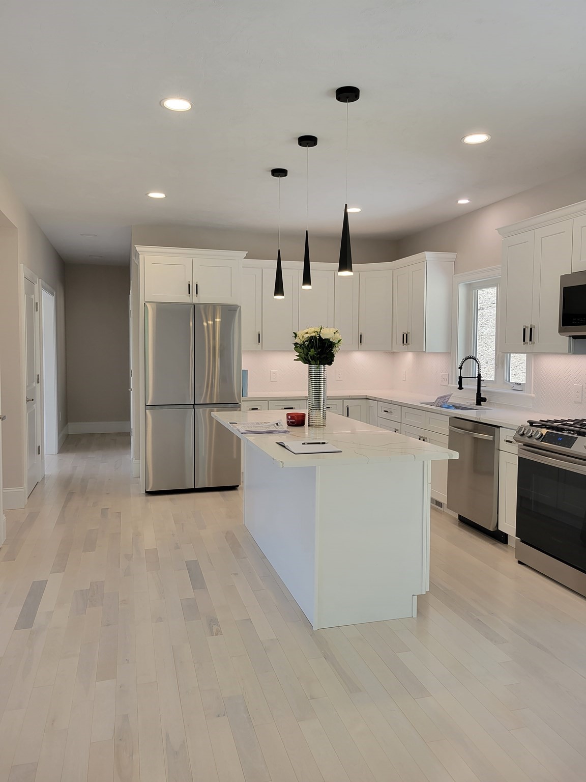 49 Jennings Rd, Charlton, MA 01507 - Image 3