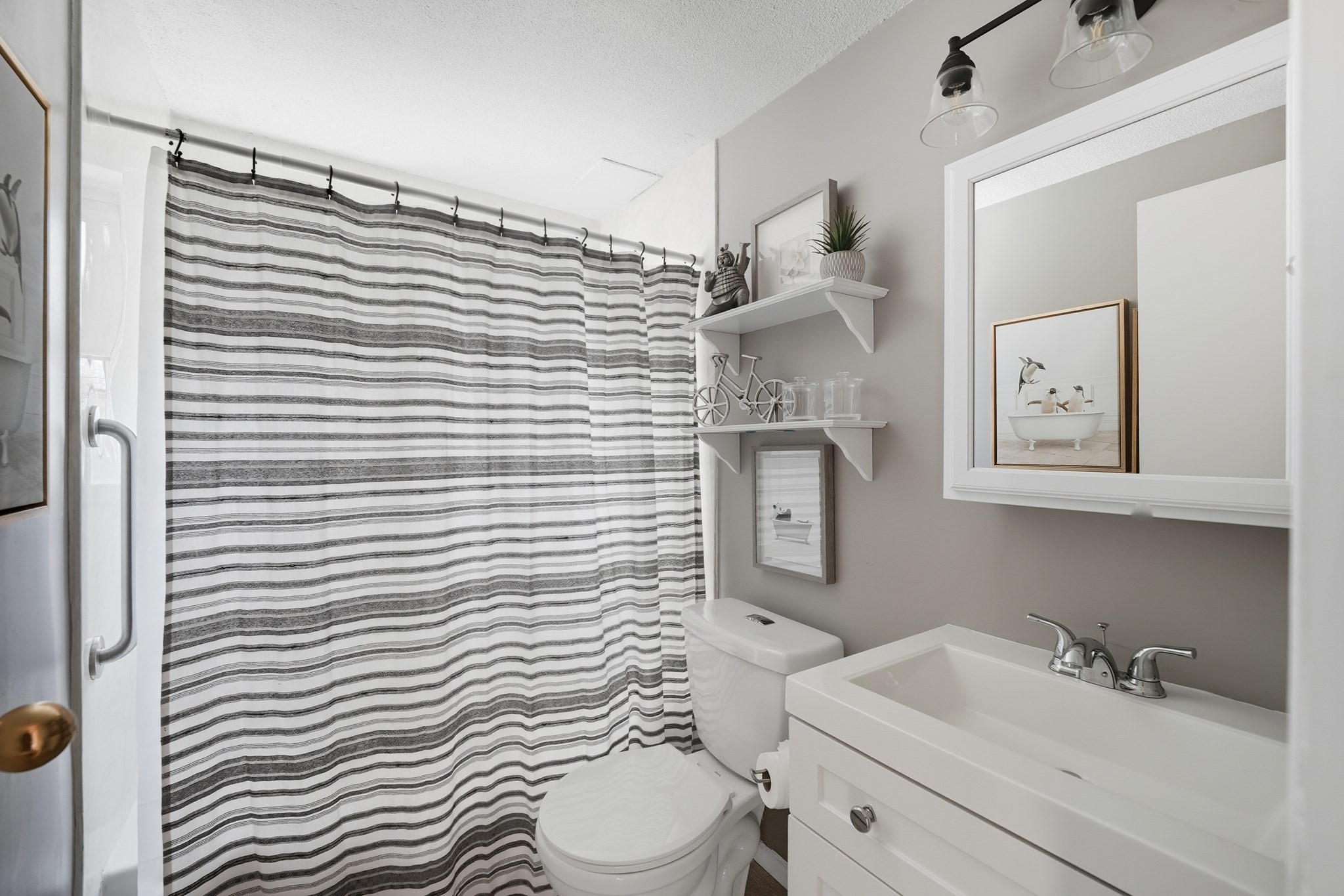 124 Regency Park Dr Unit 124, Agawam, MA 01001 - Image 15