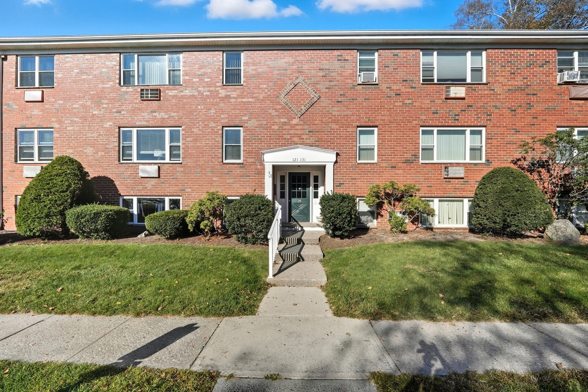 124 Regency Park Dr Unit 124, Agawam, MA 01001 - Image 16