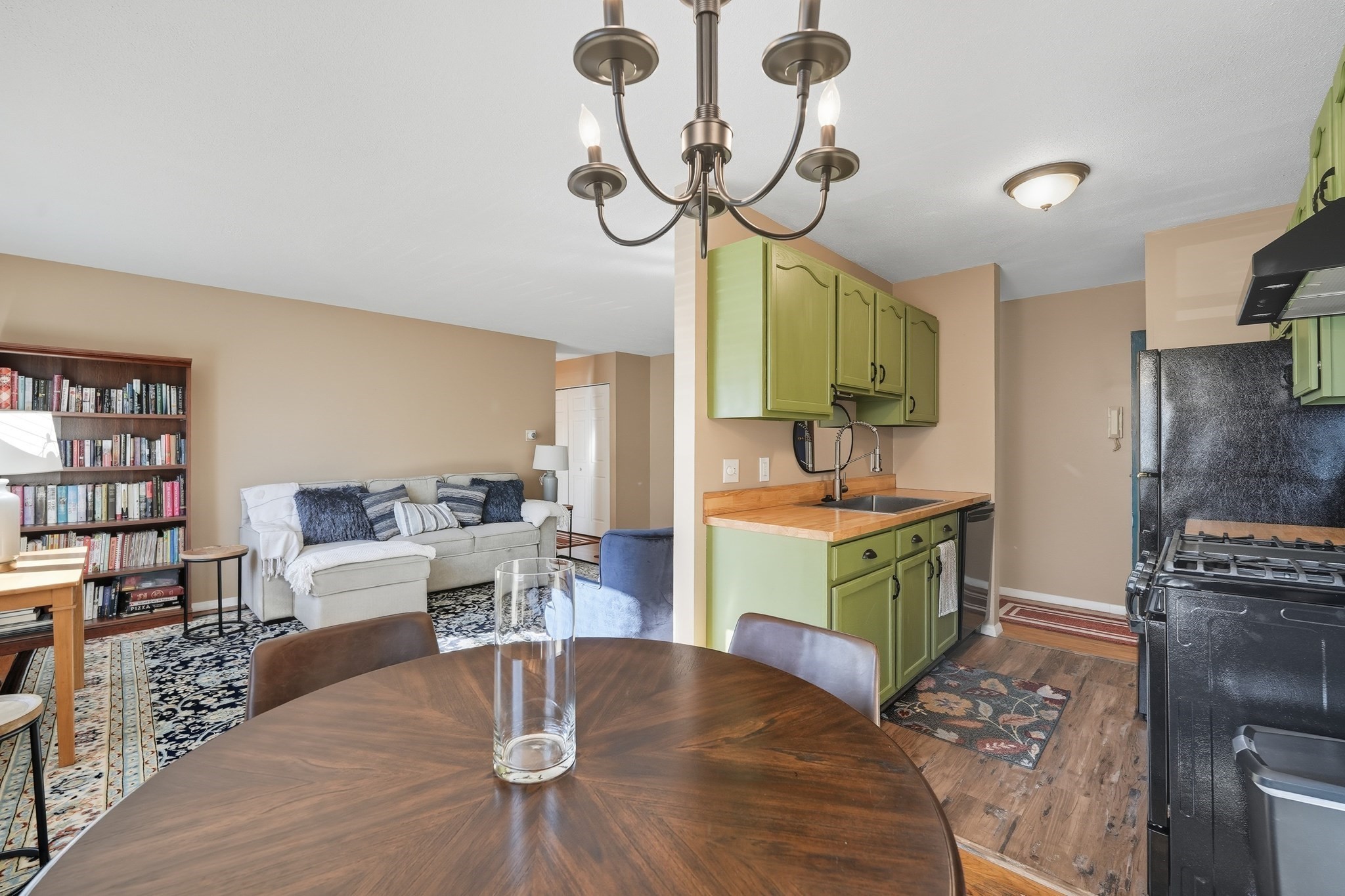 124 Regency Park Dr Unit 124, Agawam, MA 01001 - Image 7