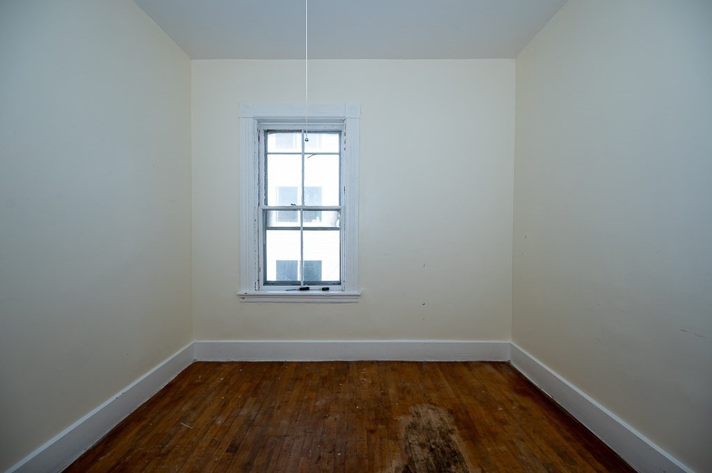 91 Fox St, Worcester, MA 01604 - Image 11