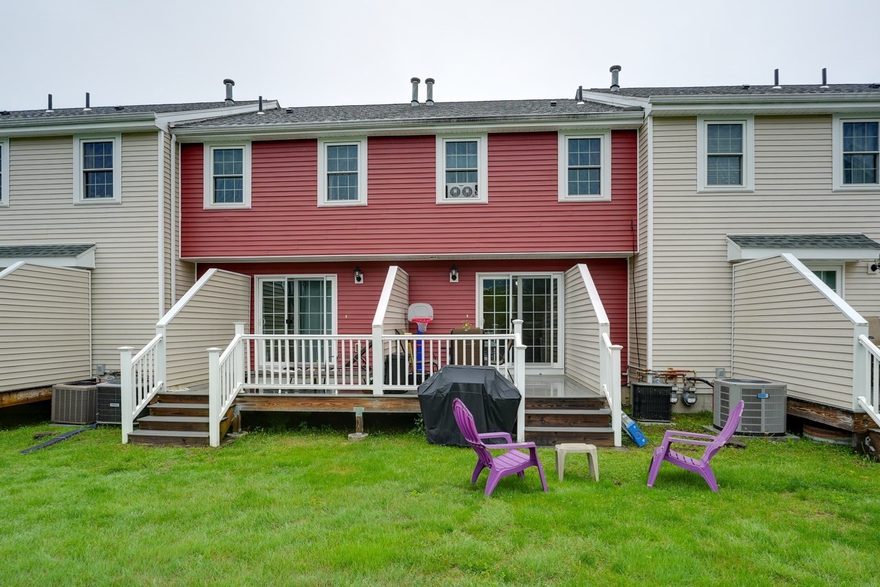 17 Fernwood Dr Unit D, Leominster, MA 01453 - Image 2