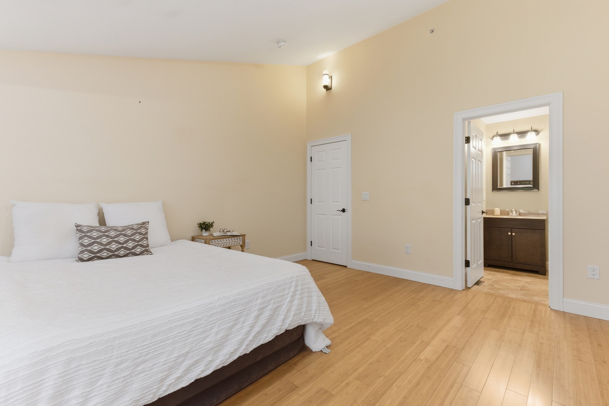 8 Saint Marys Way Unit 8, Marlborough, MA 01752 - Image 16