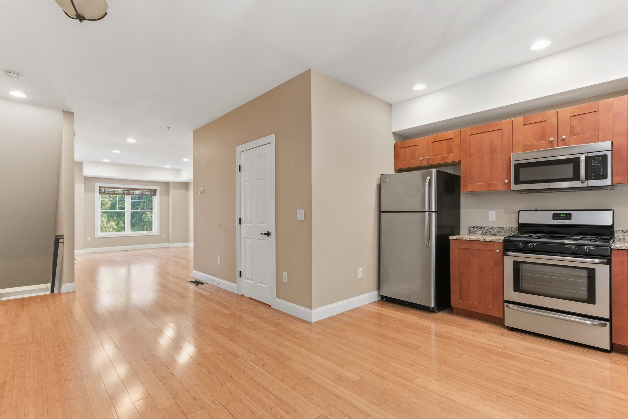 8 Saint Marys Way Unit 8, Marlborough, MA 01752 - Image 7