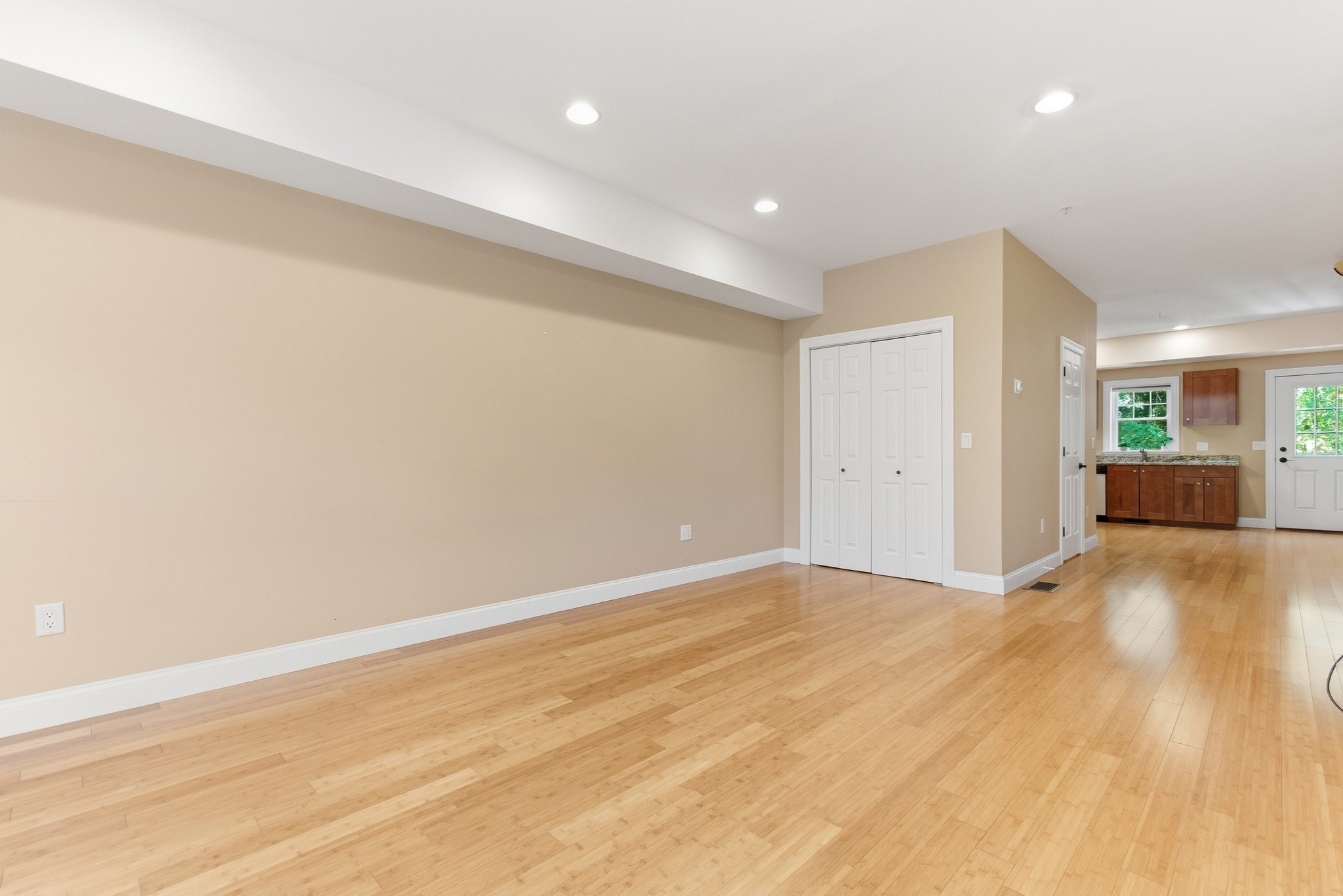 8 Saint Marys Way Unit 8, Marlborough, MA 01752 - Image 9
