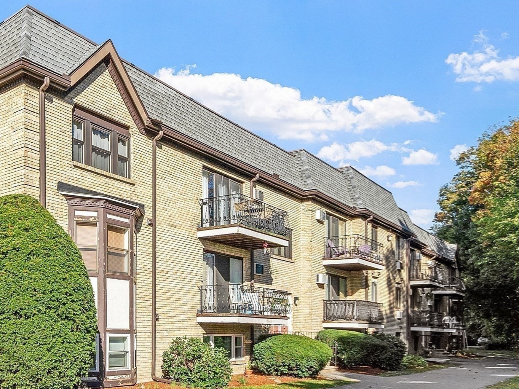 295 Pawtucket Blvd Unit 7, Lowell, MA 01854 - Image 25