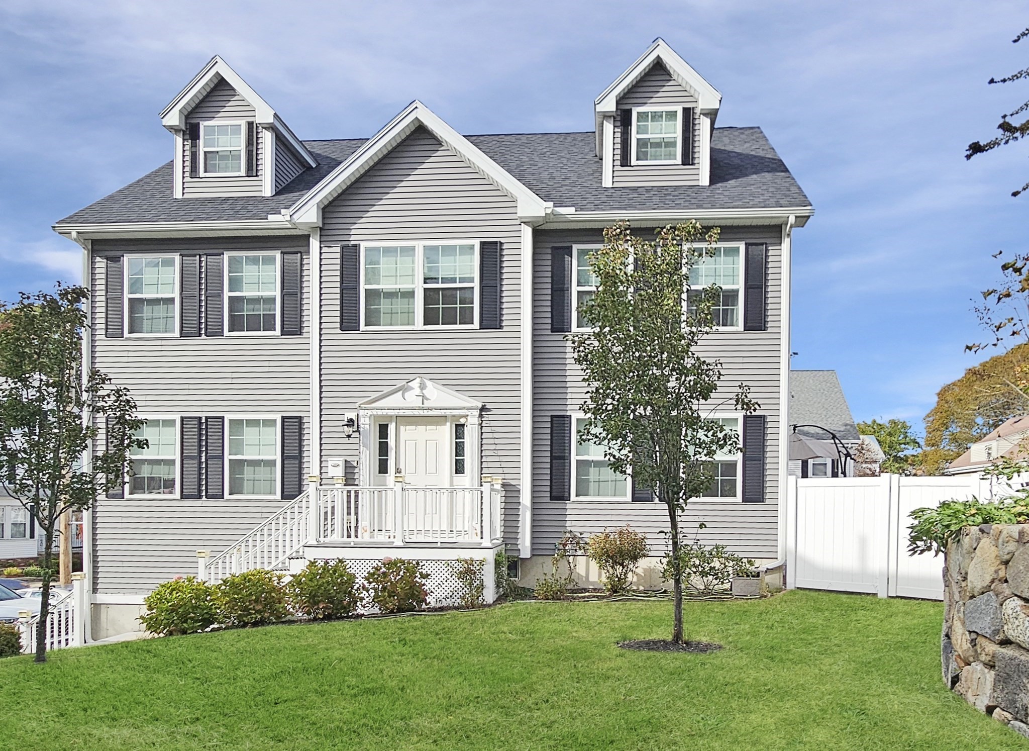 12 Sutton St, Peabody, MA 01960