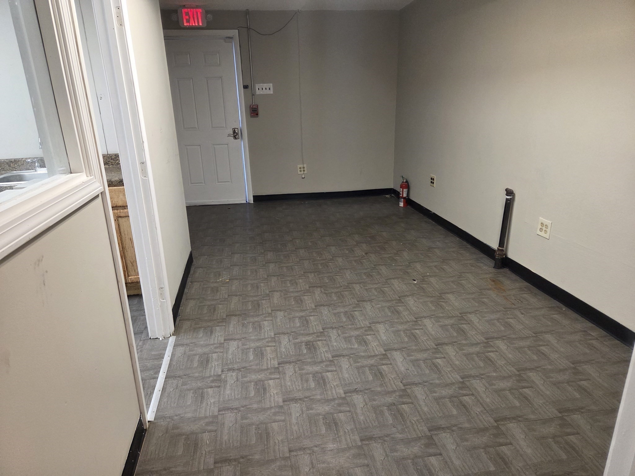 48 Common St, Lawrence, MA 01840 - Image 3