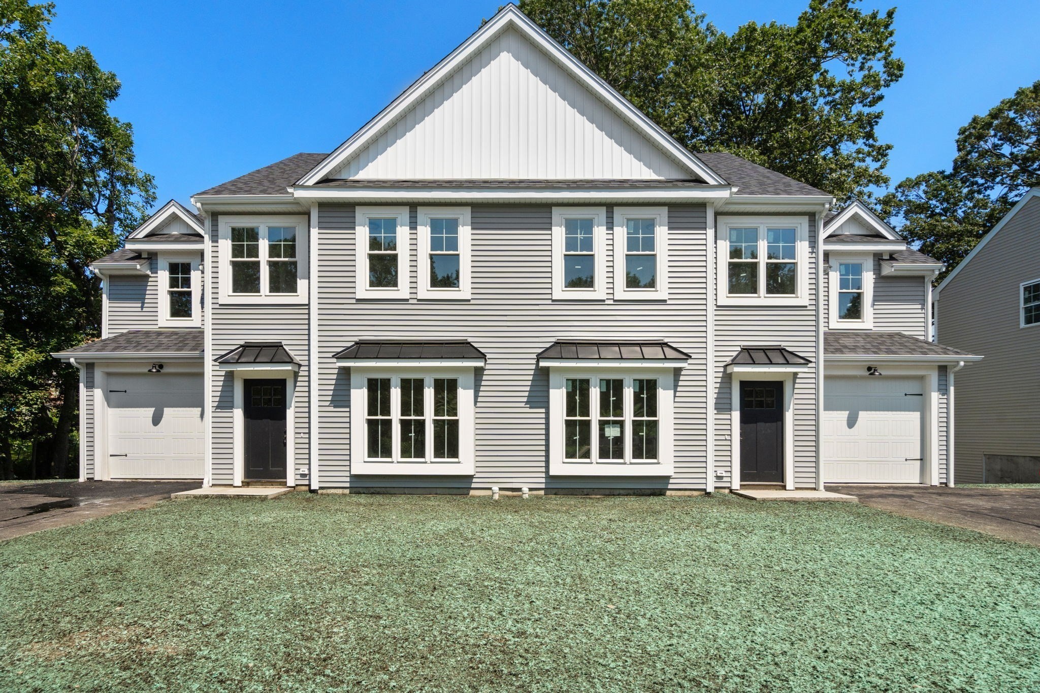 26 Danielles Way, Worcester, MA 01606