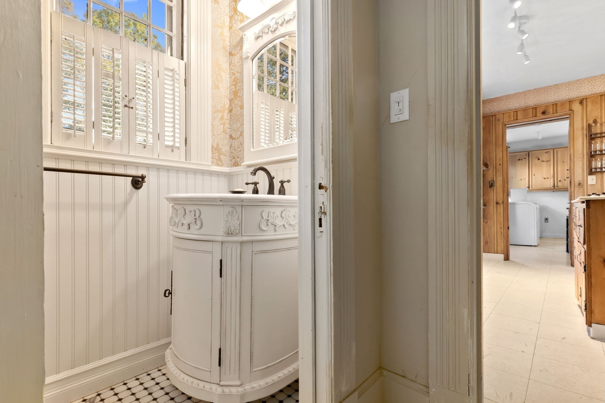 16 Court St, North Andover, MA 01845 - Image 15