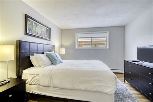 332 Copeland Street, Apt 14