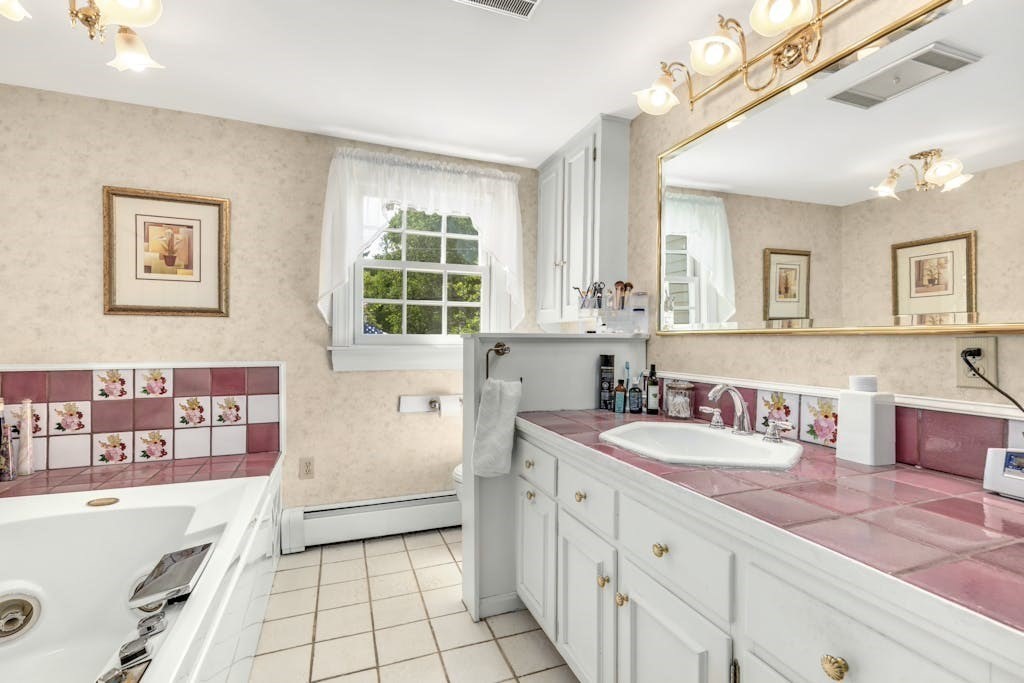 647 Main Street, Shrewsbury, MA 01545 - Image 28