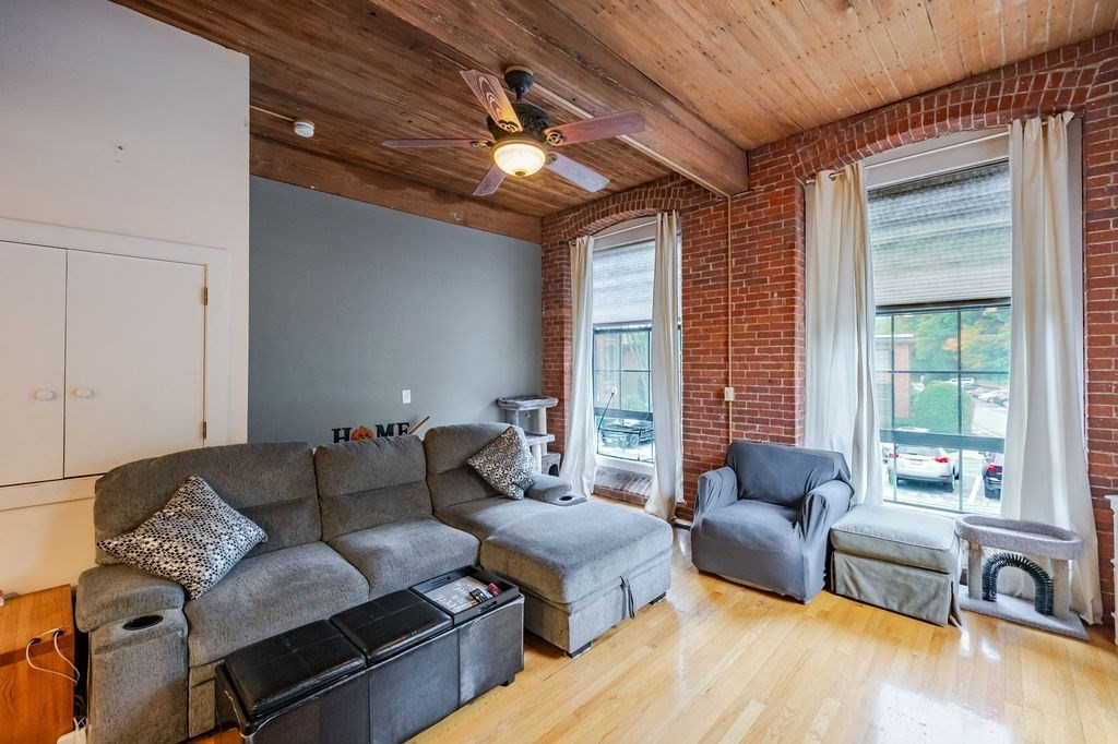 14 Sanford St Unit 15, Medway, MA 02053 - Image 10