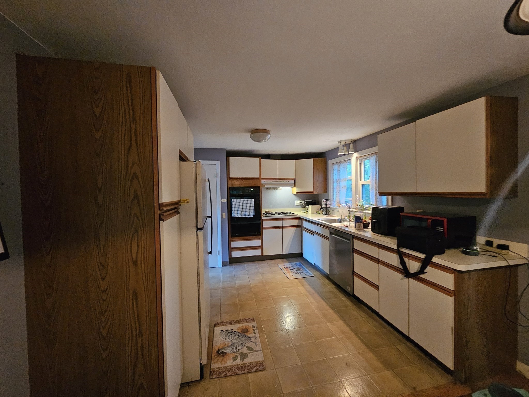 24 Eisenhower Dr, Easton, MA 02375 - Image 3