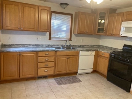 60 Berkeley St., Apt 1