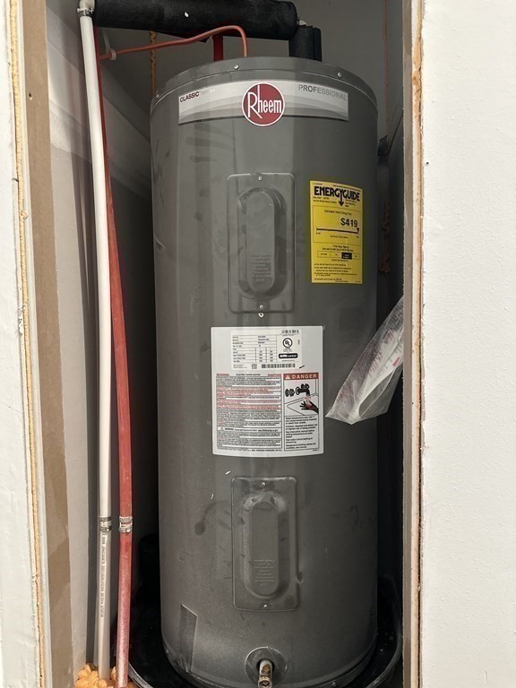 42 Kendell Ln, Salisbury, MA 01952 - Image 13