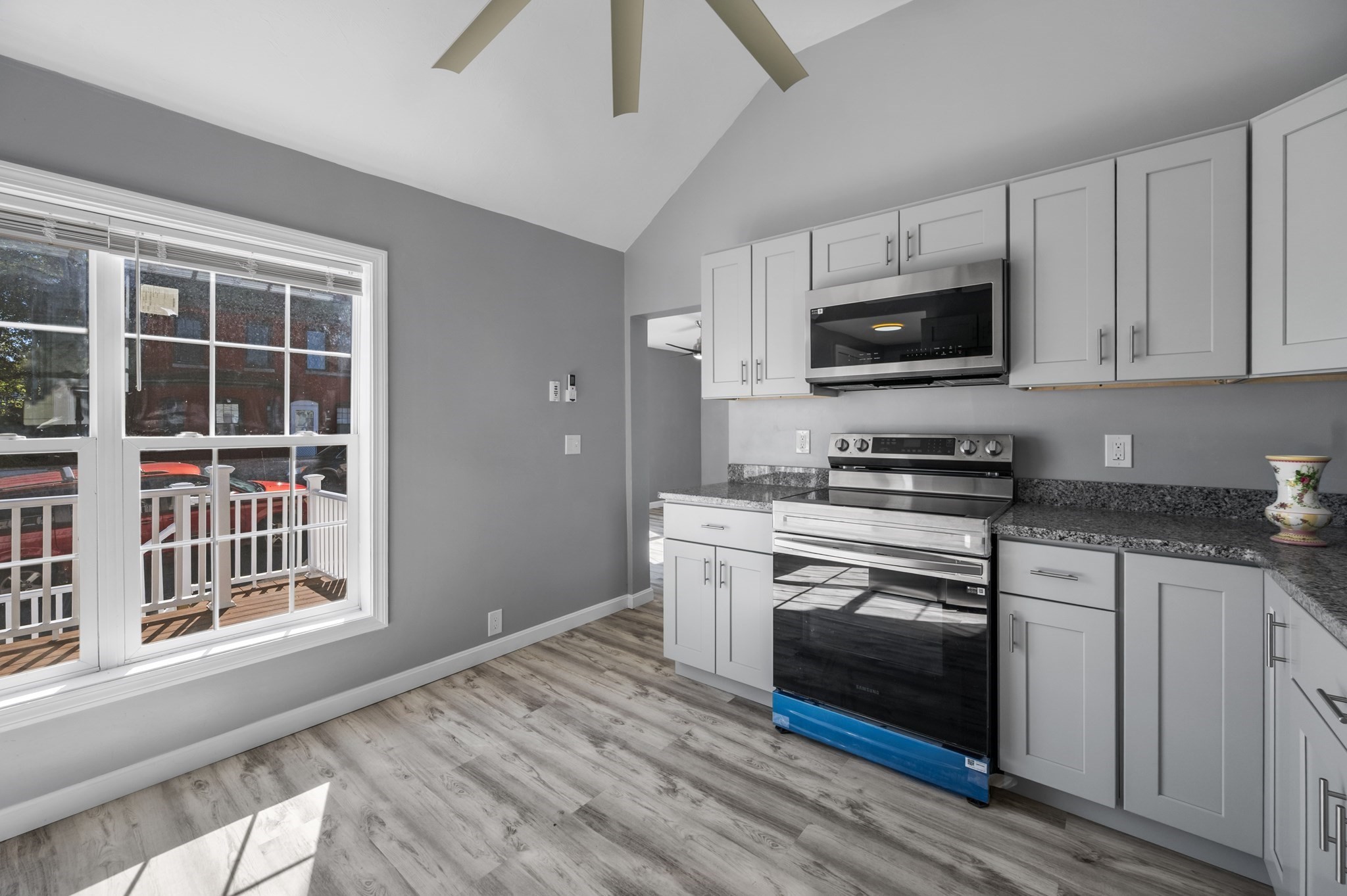 55 Mendon St, Worcester, MA 01604 - Image 12