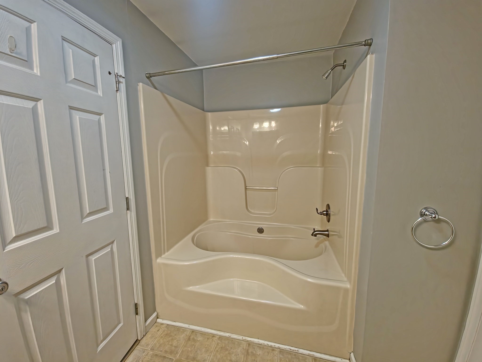 28 Brooks St, Worcester, MA 01606 - Image 9