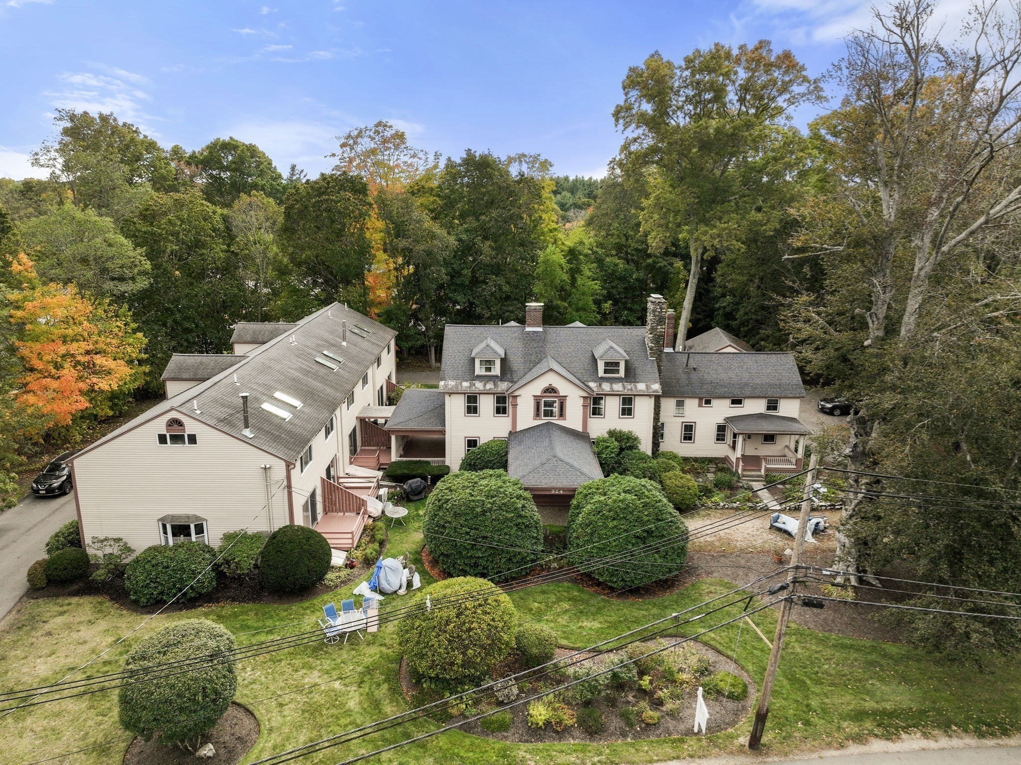 324 Union St Unit 1, Millis, MA 02054