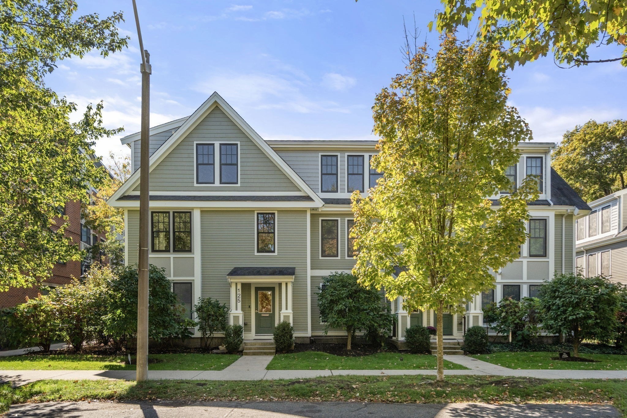 125 Crowninshield Road Unit 125, Brookline, MA 02446