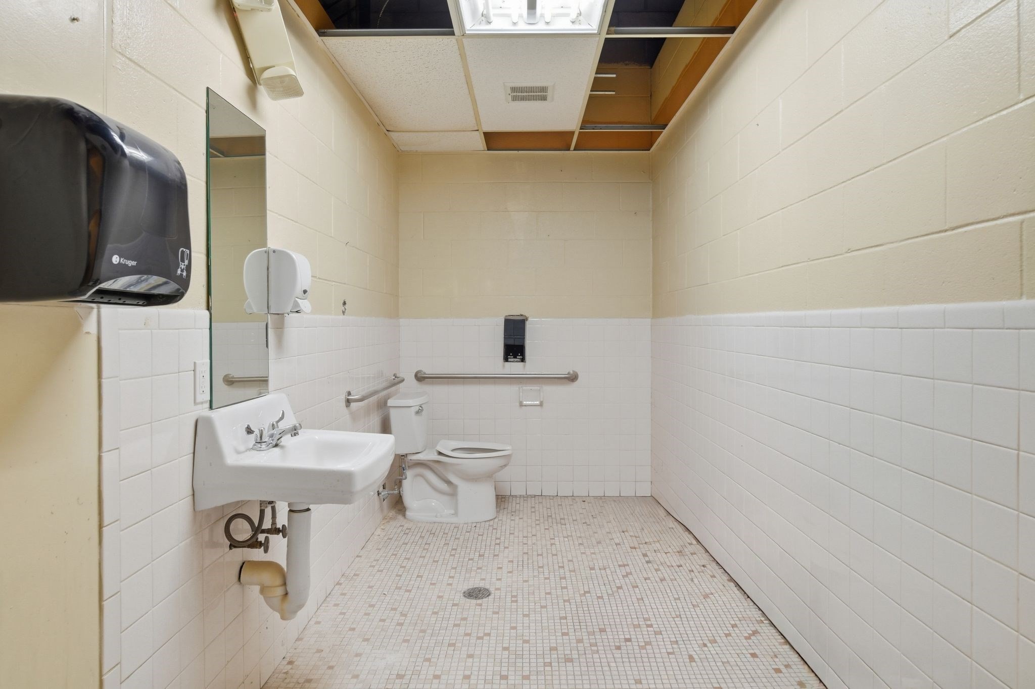 74 Franklin St, Westfield, MA 01085 - Image 16