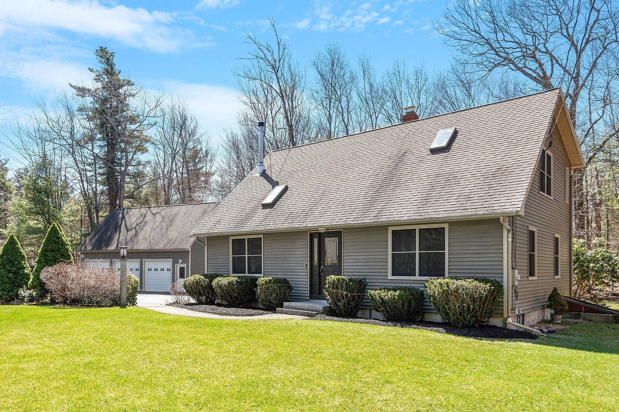 84 Murray Road, Ashburnham, MA 01430 - Image 1