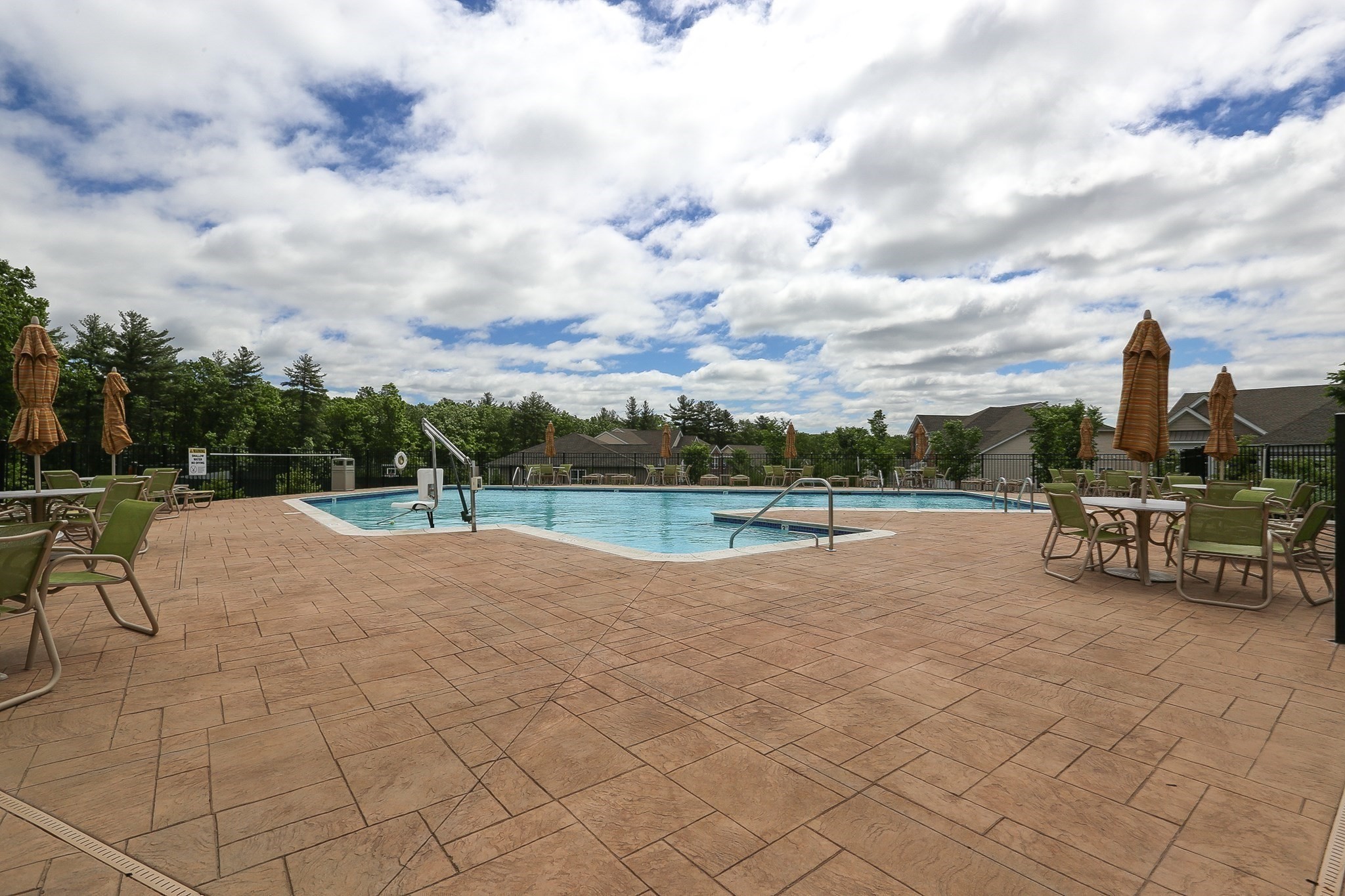 42 Hopkins Circle Unit 42, Methuen, MA 01844 - Image 39