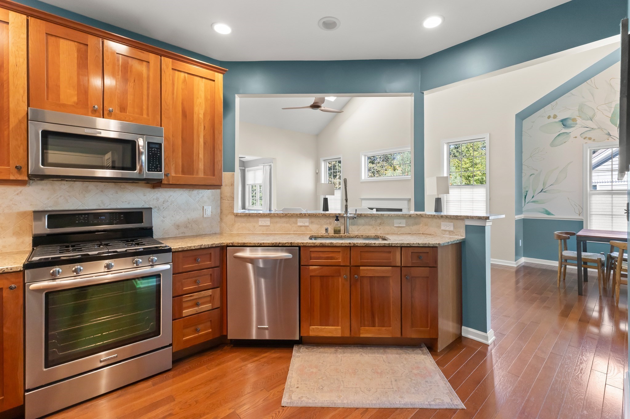 42 Hopkins Circle Unit 42, Methuen, MA 01844 - Image 8